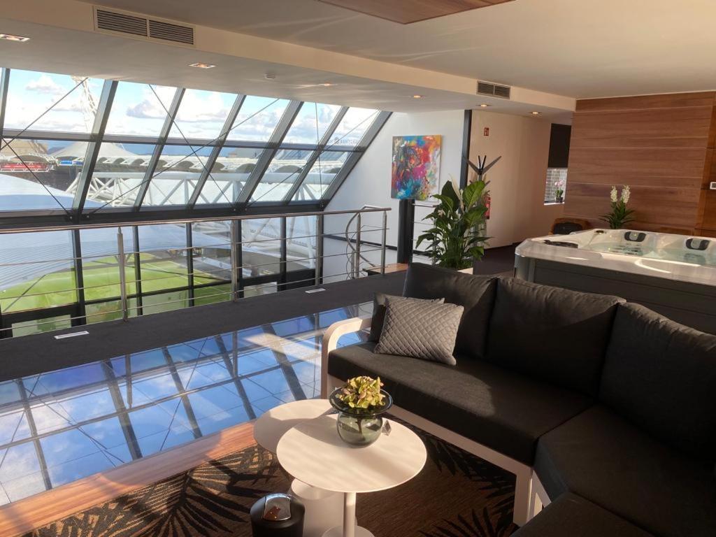 Wellness Dome Penthouse Suite Kerkrade Exterior photo