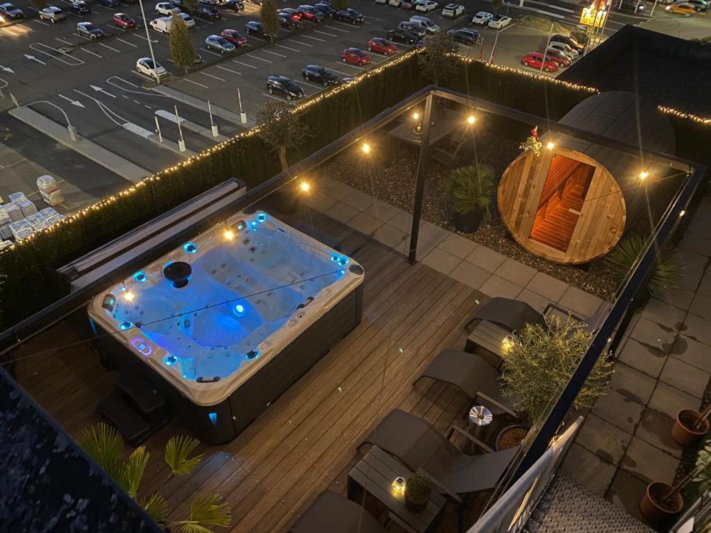 Wellness Dome Penthouse Suite Kerkrade Exterior photo