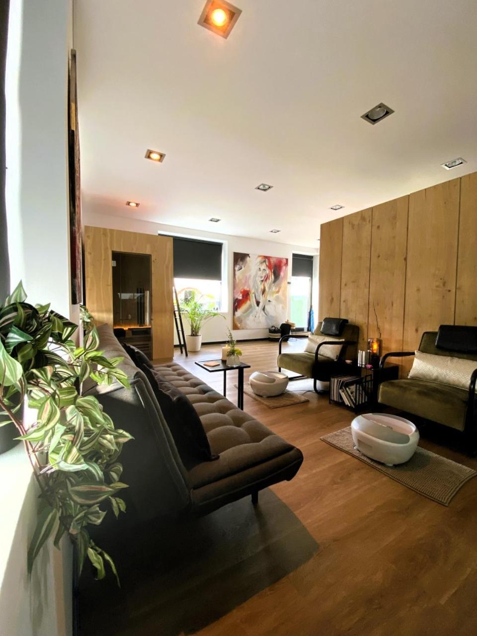 Wellness Dome Penthouse Suite Kerkrade Exterior photo