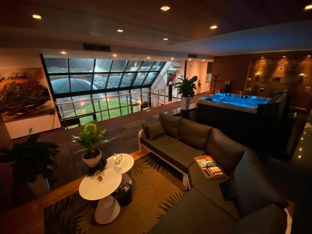 Wellness Dome Penthouse Suite Kerkrade Exterior photo